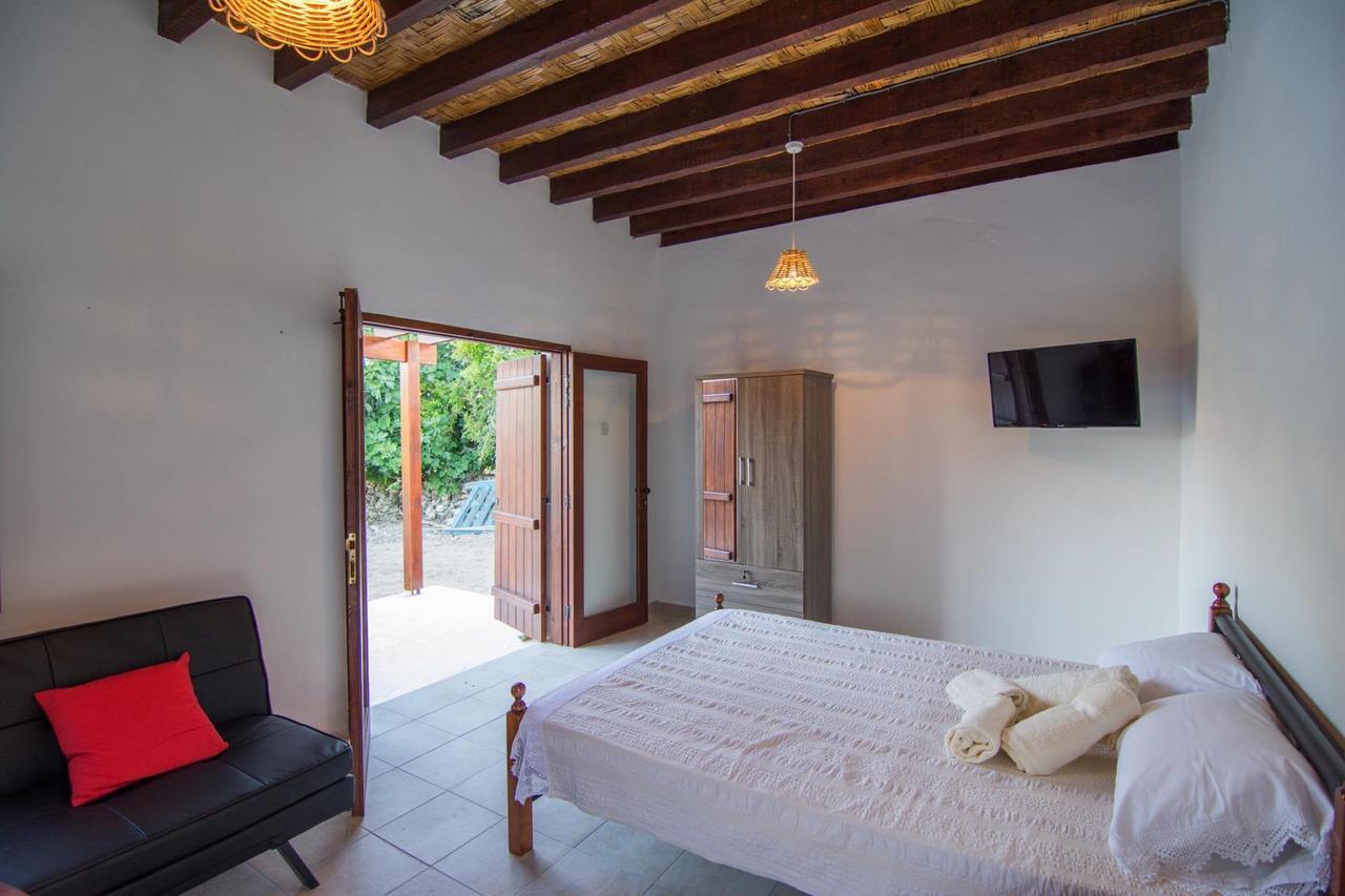 בית הארחה Pano Akourdalia 	Chloe'S House מראה חיצוני תמונה