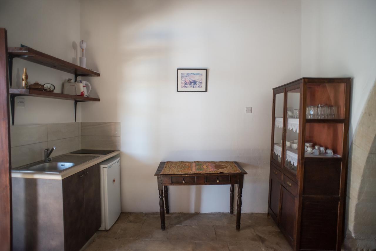 בית הארחה Pano Akourdalia 	Chloe'S House מראה חיצוני תמונה